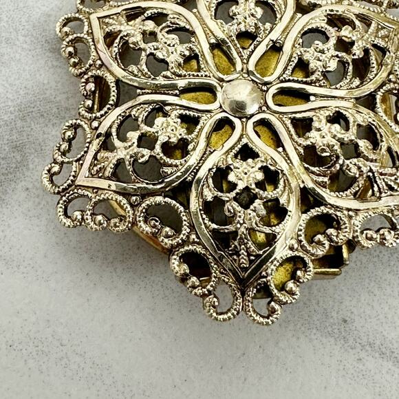 Vintage German Ornate Floral Gold Tone Dress Scarf Clip Filigree ✨ - Picture 6 of 11